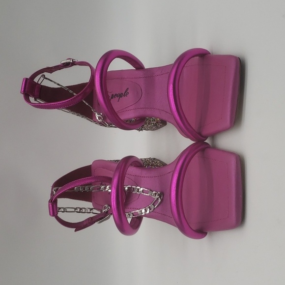 1198- Free People Parker Chain Heel Magenta Metallic Size 7.5 NWT - Picture 4 of 12